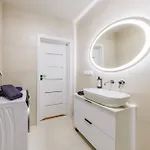 Apartman Onyx Oasis Residence- Centre, Free Parking By Staynest