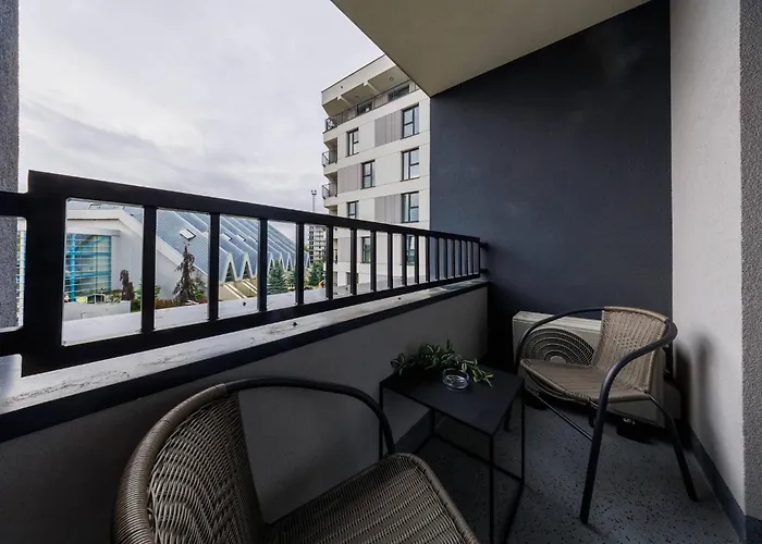 Apartment Onyx Oasis Residence- Centre, Free Parking By Staynest